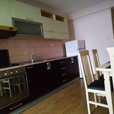Lovely Apt At The Heart Of The City&Near The Lake Pogradec Eksteriør bilde