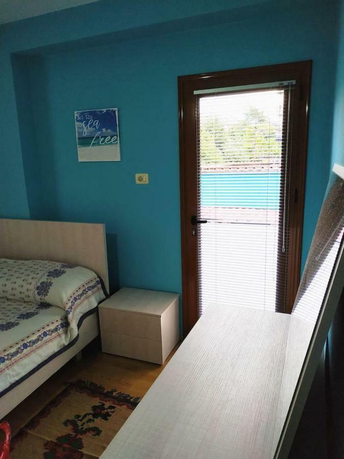 Lovely Apt At The Heart Of The City&Near The Lake Pogradec Eksteriør bilde