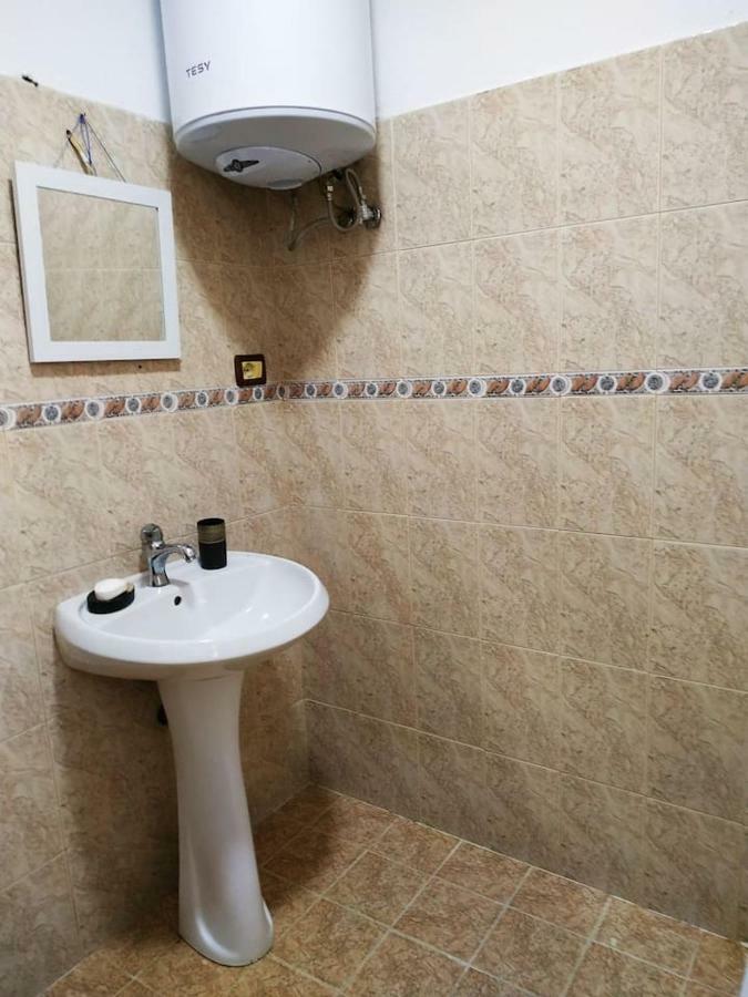 Lovely Apt At The Heart Of The City&Near The Lake Pogradec Eksteriør bilde