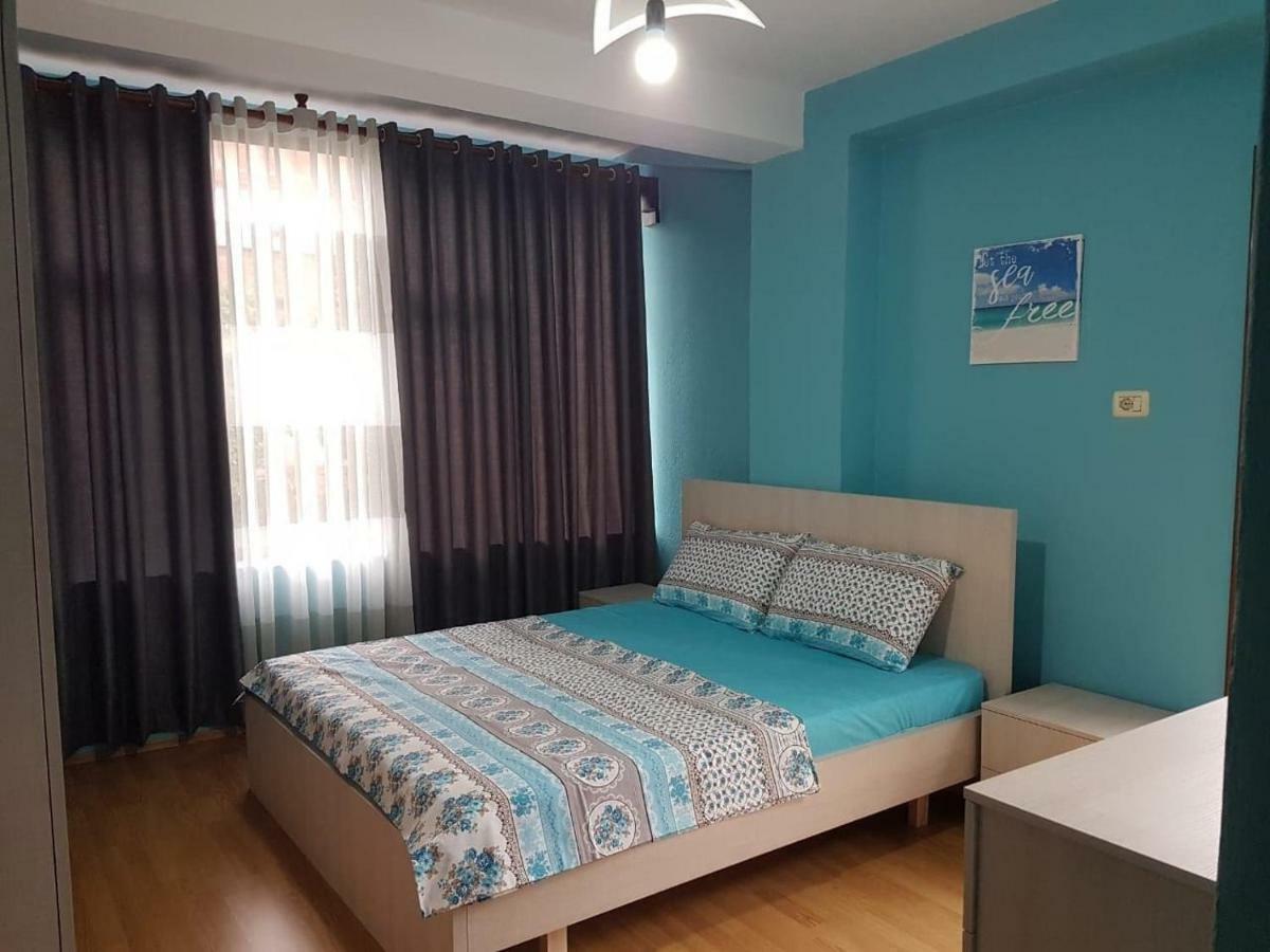 Lovely Apt At The Heart Of The City&Near The Lake Pogradec Eksteriør bilde