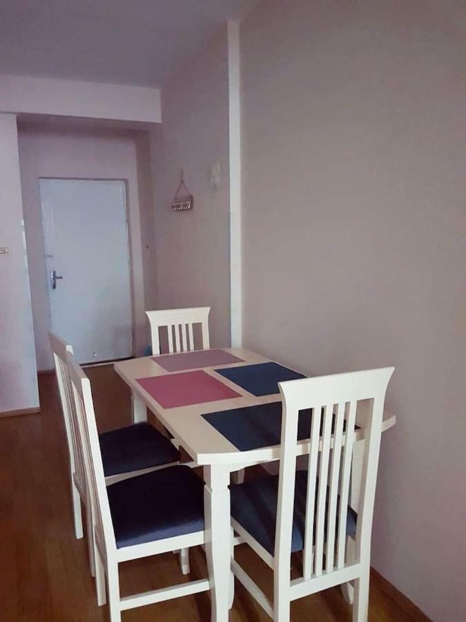 Lovely Apt At The Heart Of The City&Near The Lake Pogradec Eksteriør bilde