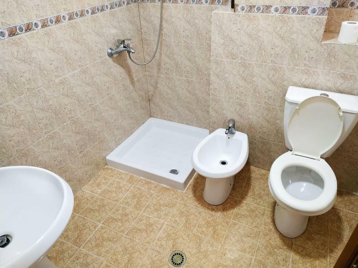 Lovely Apt At The Heart Of The City&Near The Lake Pogradec Eksteriør bilde