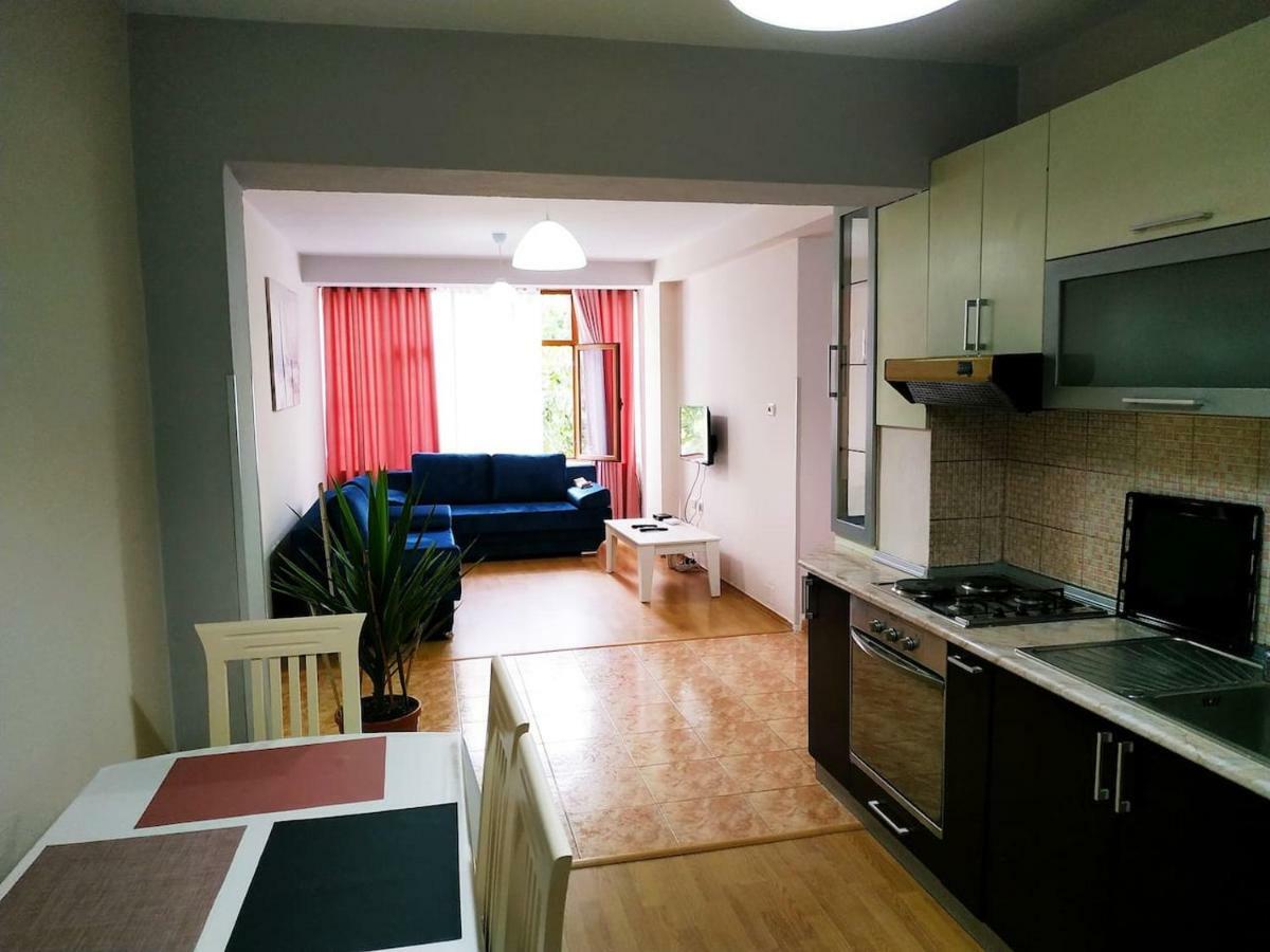 Lovely Apt At The Heart Of The City&Near The Lake Pogradec Eksteriør bilde