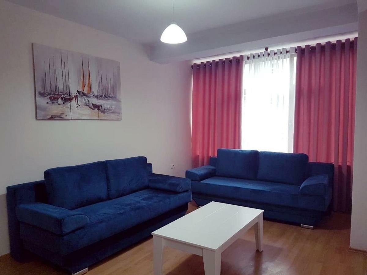 Lovely Apt At The Heart Of The City&Near The Lake Pogradec Eksteriør bilde